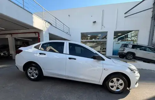Chevrolet Onix plus 1.2 2021
