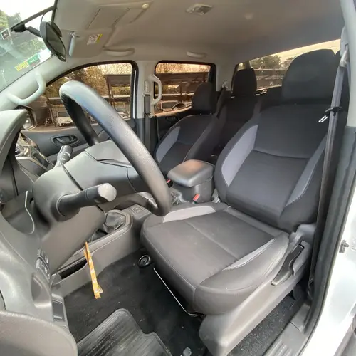 Nissan Frontier 2.3 S Cd 4x2 Mt 2023