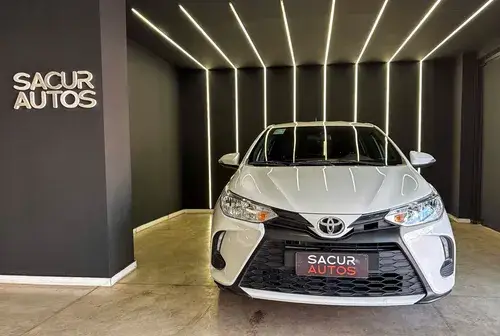 Toyota Yaris XS 1.5 CVT 2025