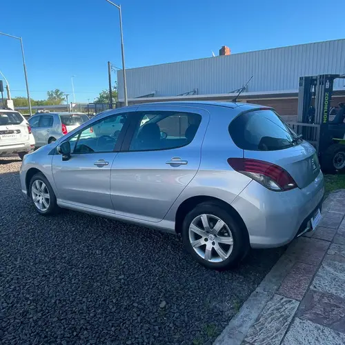 Peugeot 308 1.6 Active 2018