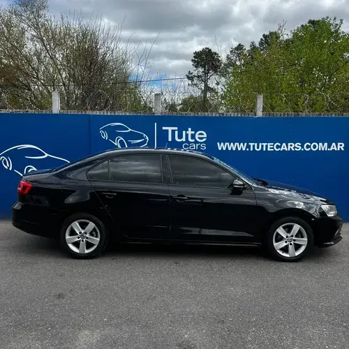Volkswagen Vento 2.5 Advance Plus 170cv Tiptronic 2016