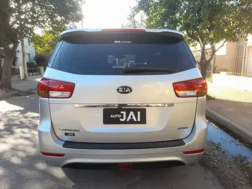 Kia Carnival 2.2 Crdi Ex Premium 2016
