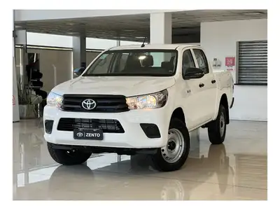 Toyota Hilux Pick-Up 2.4 Cd Dx 150cv 4x2 2026