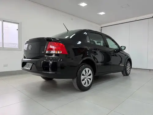 Volkswagen Voyage 1.6 Comfortline 101cv 2012