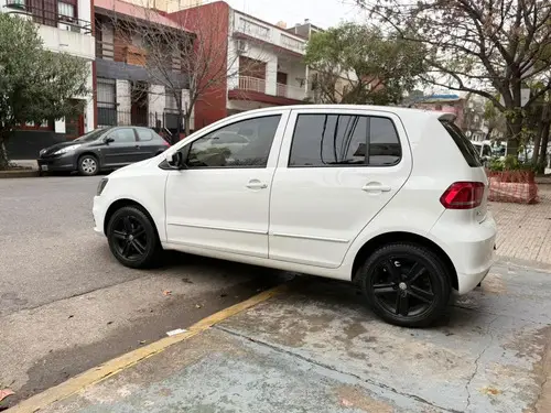 Volkswagen Fox 1.6 Confortline Saf 2015