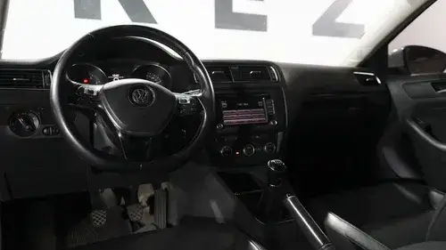 Volkswagen Vento 2.5 Luxury 170cv 2015
