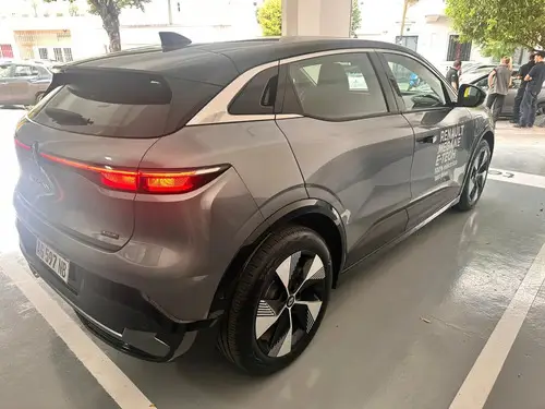 Renault Megane E-Tech 0.0 100% Electric 2024