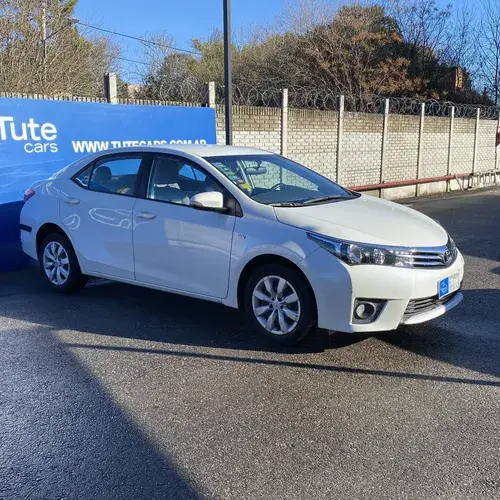 Toyota Corolla 1.8 Xli Cvt 140cv 2015