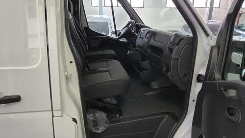 Renault Master 2.3 L1H1 (8M3) 2026