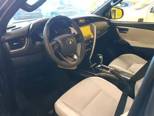 Toyota SW4 2.8 Tdi Diamond 4X4 6At 7As 2025