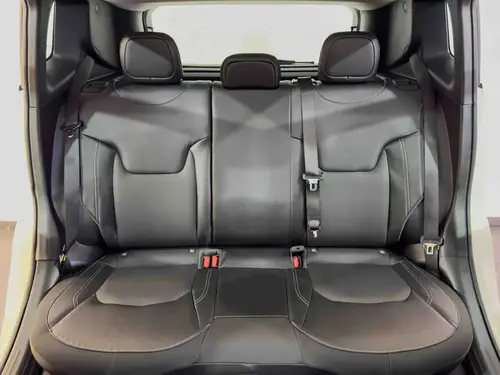 Jeep Renegade 1.3T Willys At9 4X4 2026