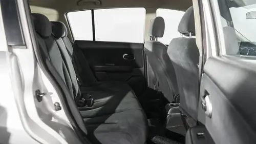 Nissan Tiida 1.8 Visia 2013