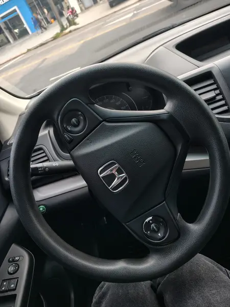 Honda CR-V LX AT 2012
