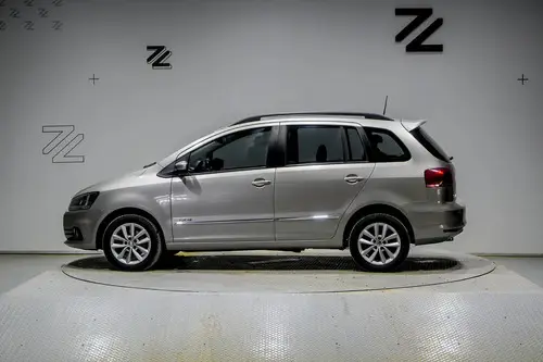 Volkswagen Suran 1.6 Highline 101cv 2015