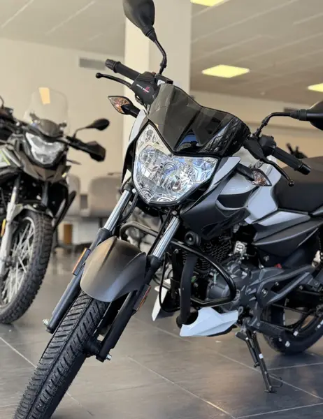 Bajaj Rouser LS 125 Naked 2026