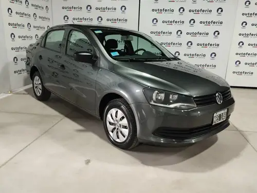 Volkswagen Voyage 1.6 GP L08 2013