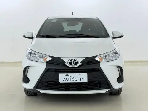 Toyota Yaris 1.5 XS CVT 5P 2025