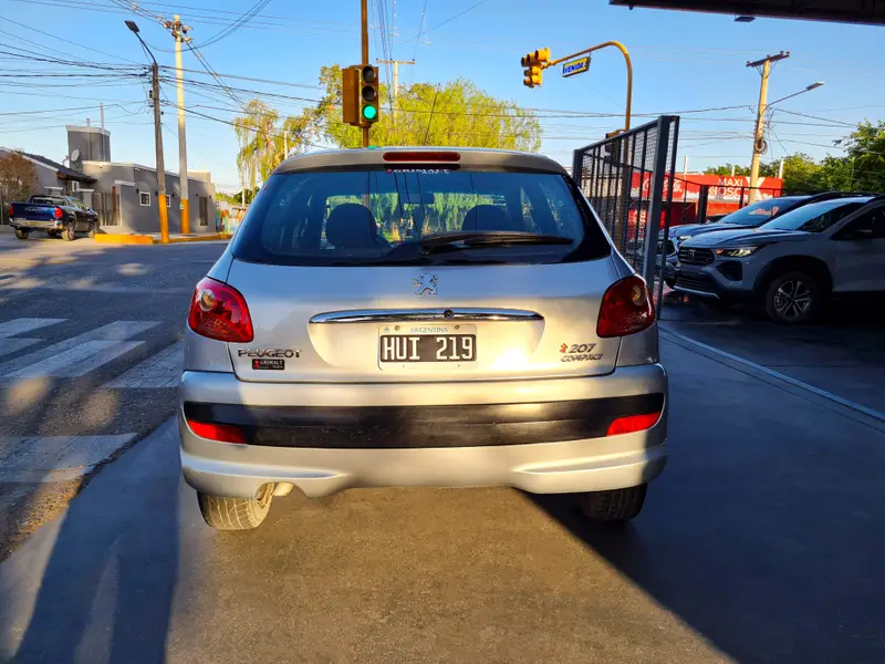 Peugeot 207 XR 1.4 2009