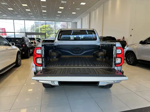 Toyota Hilux Pick-Up 2.8 Cd Srx 204Cv 4X4 At 2026
