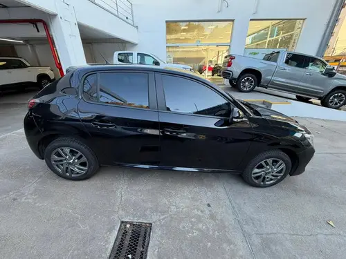 Peugeot 208 1.6 Allure Nav Tiptronic 2024