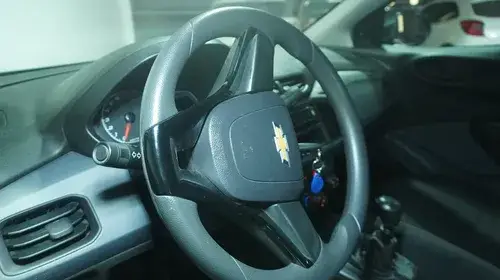 Chevrolet Onix plus 1.4 Black Edition 2022