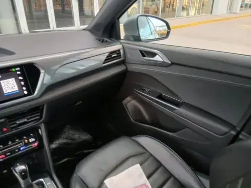 Volkswagen Taos HIGHLINE 250 TSI AT 2024