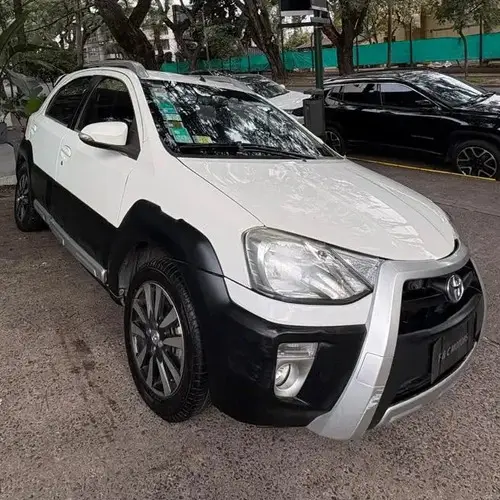 Toyota Etios Cross 1.5 Mt 2014