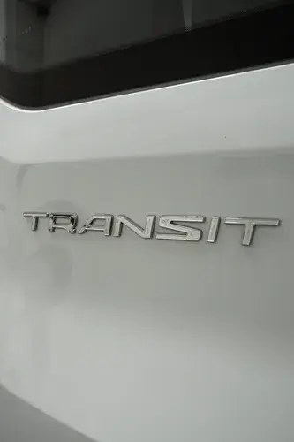 Ford Transit 2.0L MINIBUS MT 17+1 2026