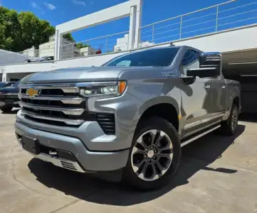 Chevrolet Silverado 5.3 V8 High Country 2026
