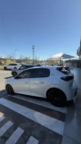Peugeot 208 1.6 Style Tiptronic 2024