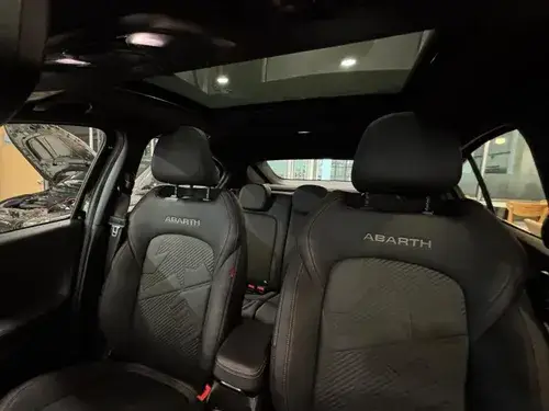 Fiat FASTBACK 1.3 Abarth T270 At6 2026