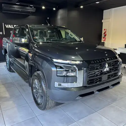 L200 2.4L GLS 6AT 4WD FULL 2026