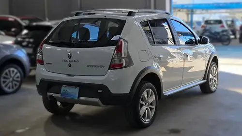 Renault Sandero Stepway 1.6 Privilege Plus 105cv 2013