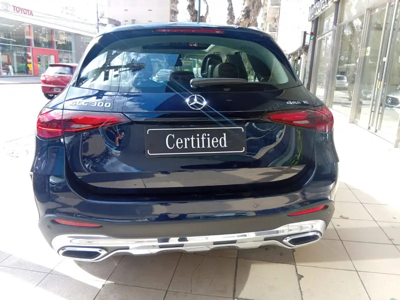 Mercedes-Benz GLC300 AMG LINE 2024