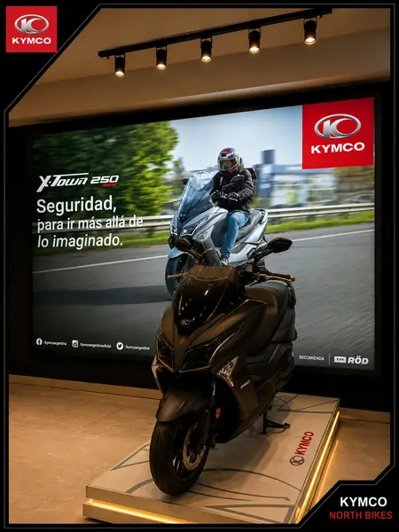 X-Town 250 ABS Scooters 2026