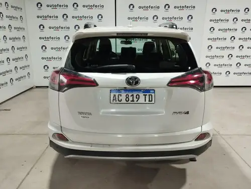 Toyota RAV 4 2.0 4X2 VX CVT 5P L16 2018