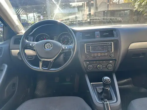 Volkswagen Vento 2.0 Advance 115cv Summer Package 2015