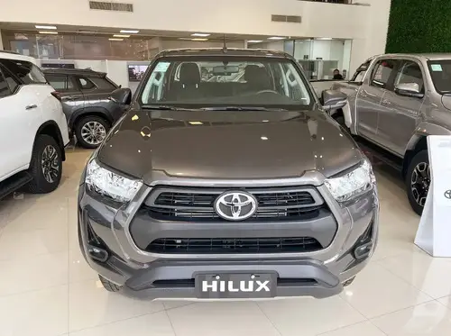 Toyota Hilux Pick-Up 2.8 Cd Sr 204Cv 4X4 At 2026
