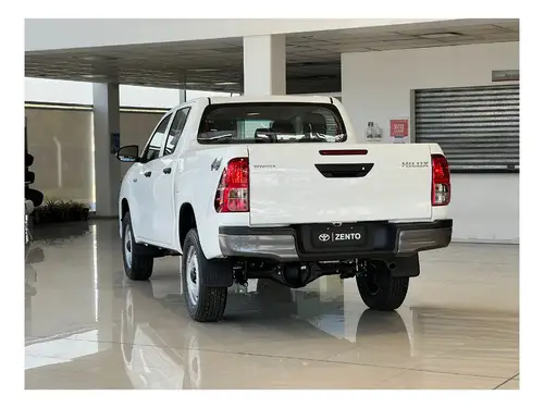 Toyota Hilux Pick-Up 2.4 Cd Dx 150cv 4x4 2026