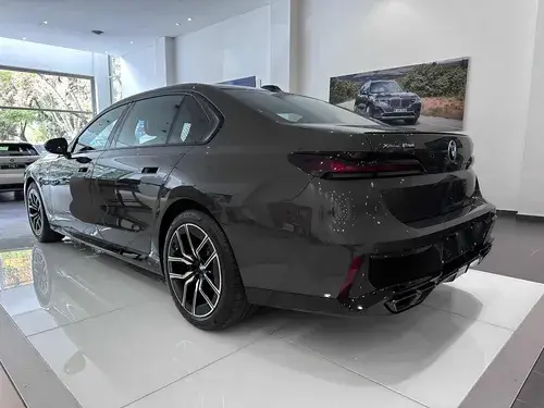 BMW 760i xDrive MSportPro 2025