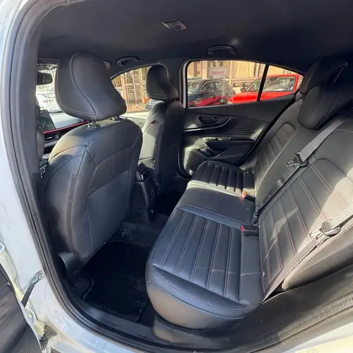 Fiat FASTBACK 1.3 Abarth T270 At6 2024