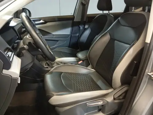 Volkswagen Taos 1.4 250 Tsi Comfortline At L/24 2024