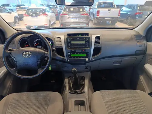 Toyota Hilux Pick-Up 3.0 Cd Srv I 171cv 4x2 2011