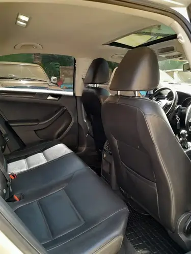 Volkswagen Vento 2.5 Luxury 170cv 2015