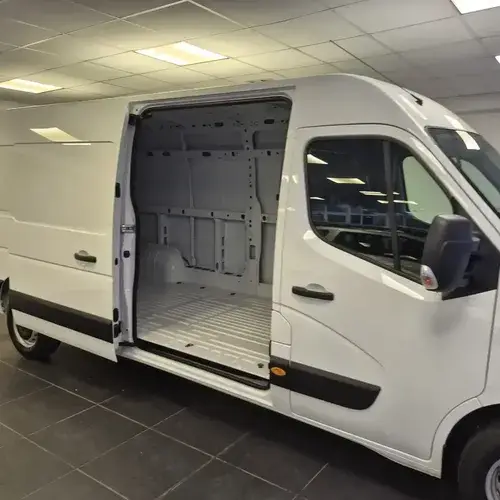 Renault Master 2.3 L2H2 (10,8M3) 2026