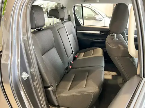 Toyota Hilux Pick-Up 2.8 Cd Sr 204Cv 4X4 At 2026