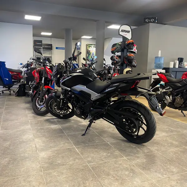Bajaj Dominar 250 Street 2026