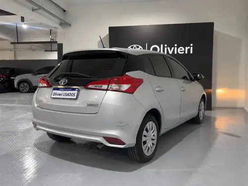 Toyota Yaris 1.5 107cv Xs 2024