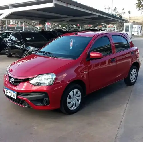 Toyota Etios 1.5 X 5p 2022
