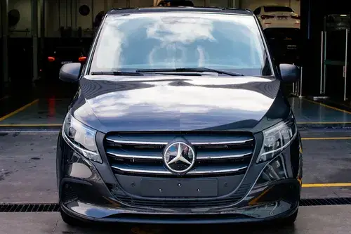 Mercedes-Benz Vito 1.9 119 Cdi Tourer Pasajeros 9+1 At 2025